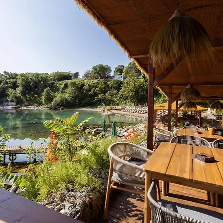 Paradise Bay 3* Sozopol